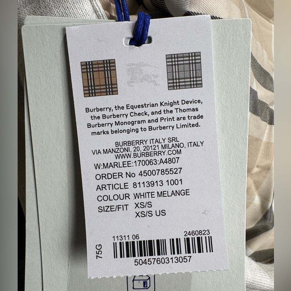 Burberry cotton hooded cape grey with check print - Picture 6 of 8